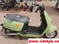 新电动车充电多长时间合适？新电动车锂电池正确充电方法