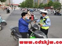 驾驶摩托车不戴头盔扣几分?摩托车不戴头盔怎么处罚规定