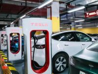 如何充分利用特斯拉超级充电桩免费额度？这么做就对了