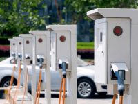 为什么郑州芯芯物联科技有限公司是最佳充电桩厂家？三个理由令人信赖