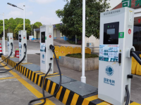 高速搭电一般收费多少?高速公路搭电收费标准